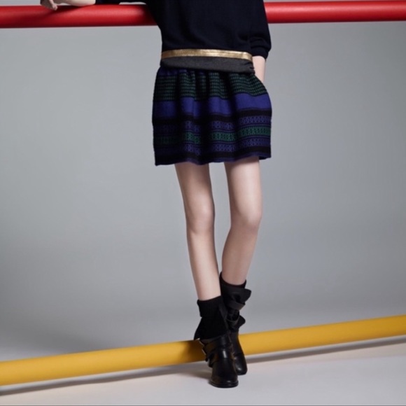 HP! 🎉❤️ Maje ‘Son’ Wool Blend Mini Skirt - Picture 3 of 11